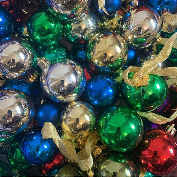 Lot of Chrome Christmas Ball Ornaments - Picture 2 of 4